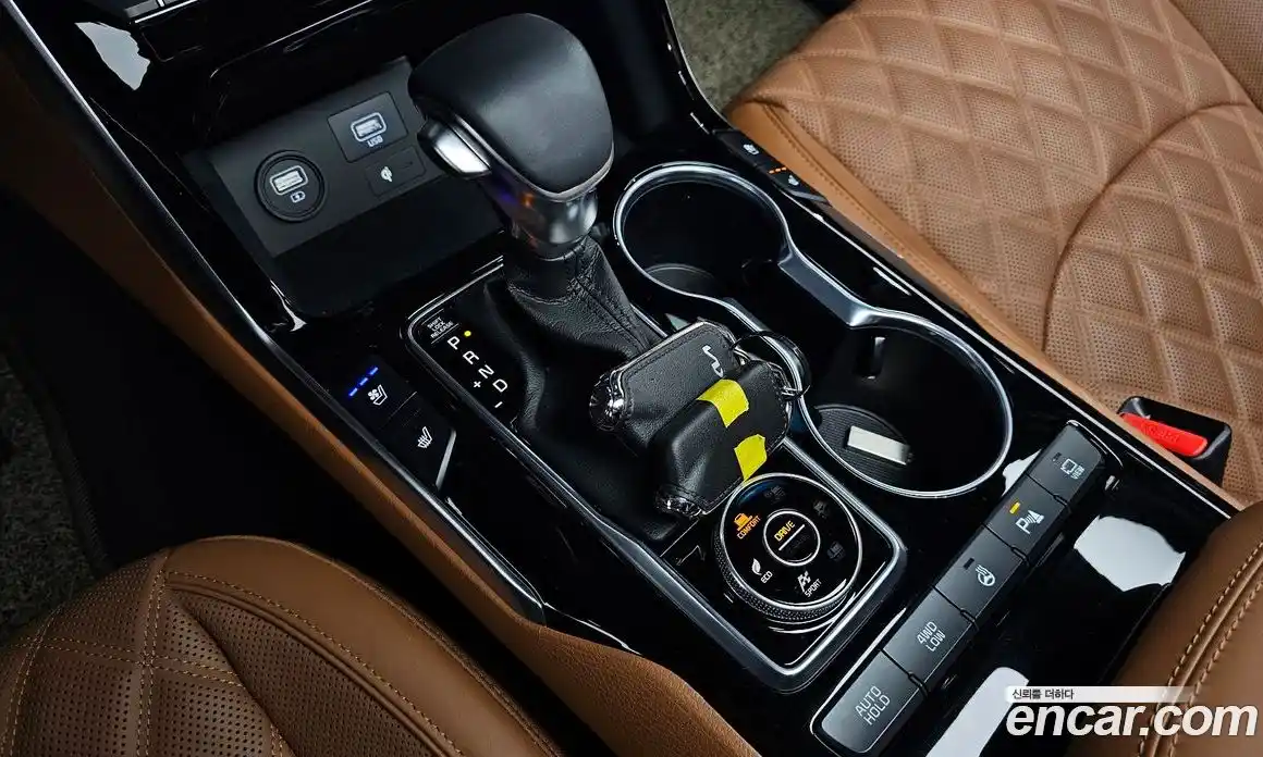 Kia Mohave 2023 3.0 Автомат в Москве № 131814, фото 10