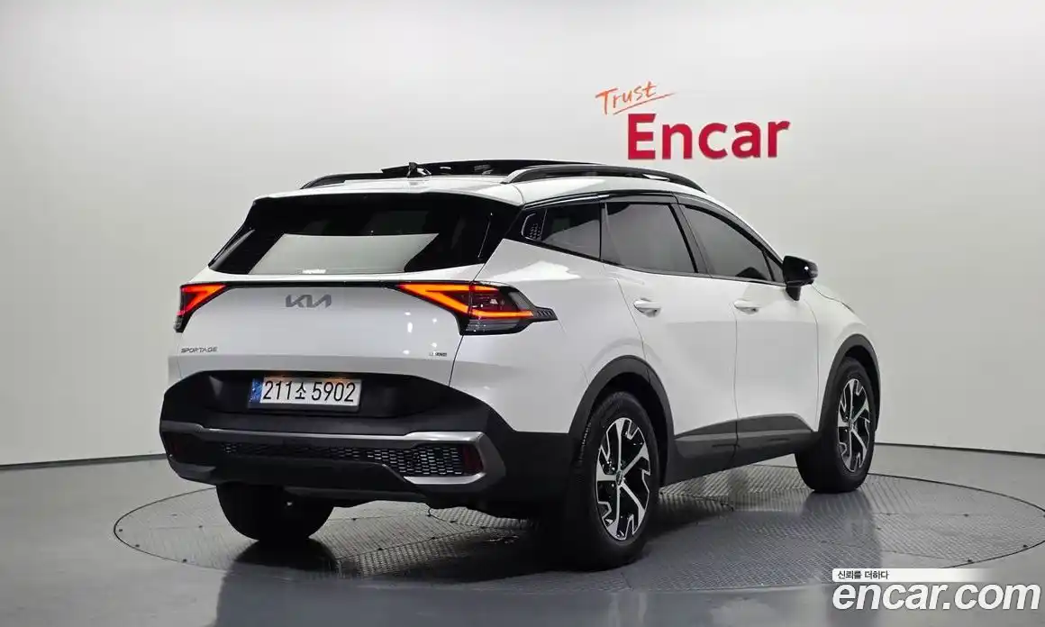 Kia Sportage 2022 1.6 Автомат в Москве № 133545, фото 17