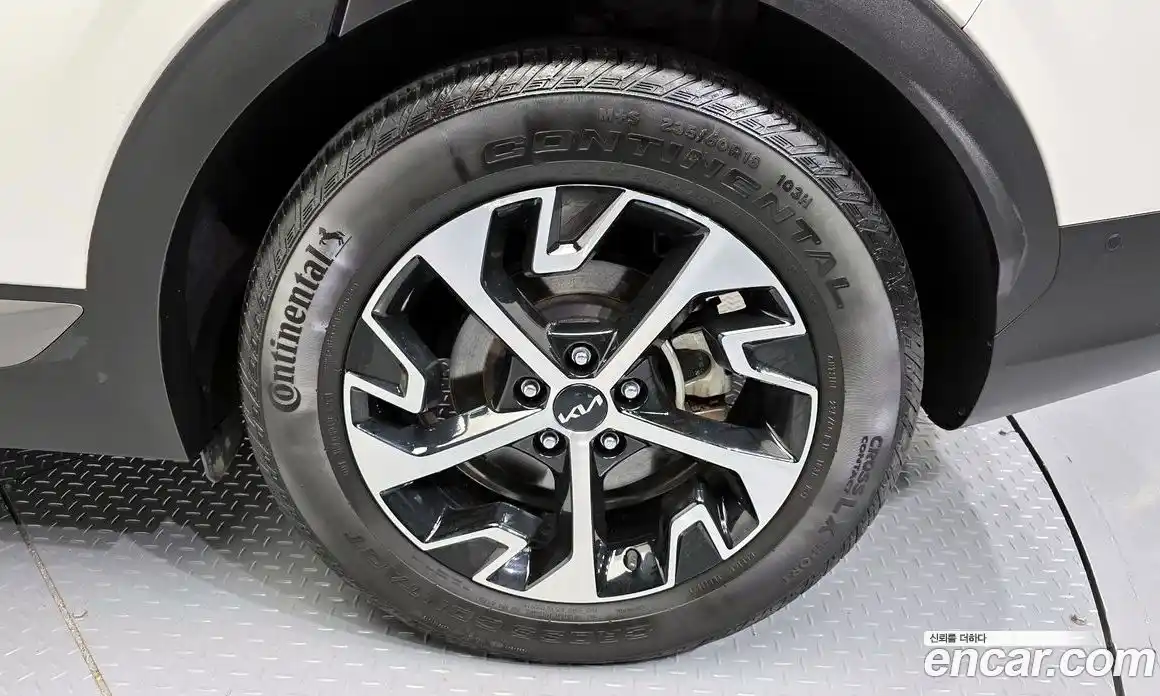 Kia Sportage 2022 1.6 Автомат в Москве № 133545, фото 9