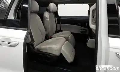 Kia Canival 2023 3.5 Автомат в Москве № 133743, миниатюра 12