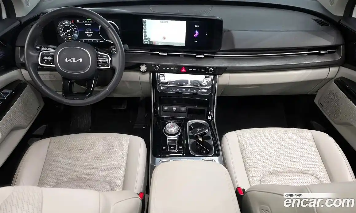 Kia Canival 2023 3.5 Автомат в Москве № 133743, фото 7