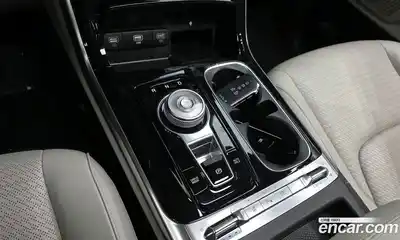 Kia Canival 2023 3.5 Автомат в Москве № 133743, миниатюра 9