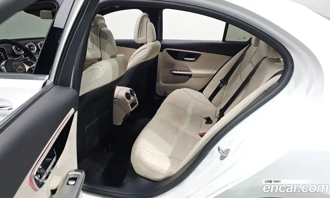 Mercedes-Benz C-Class 2023 2.0 Автомат в Москве № 137265, фото 17