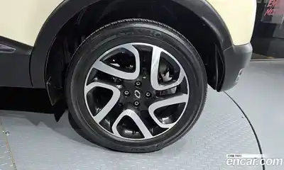 Renault QM3 2017 1.5 Автомат в Москве № 138630, миниатюра 5