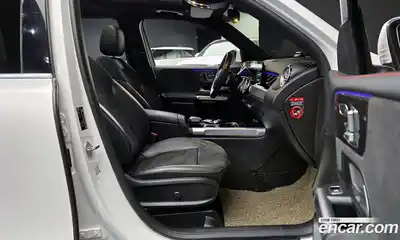 Mercedes-Benz GLB-Class, 2020