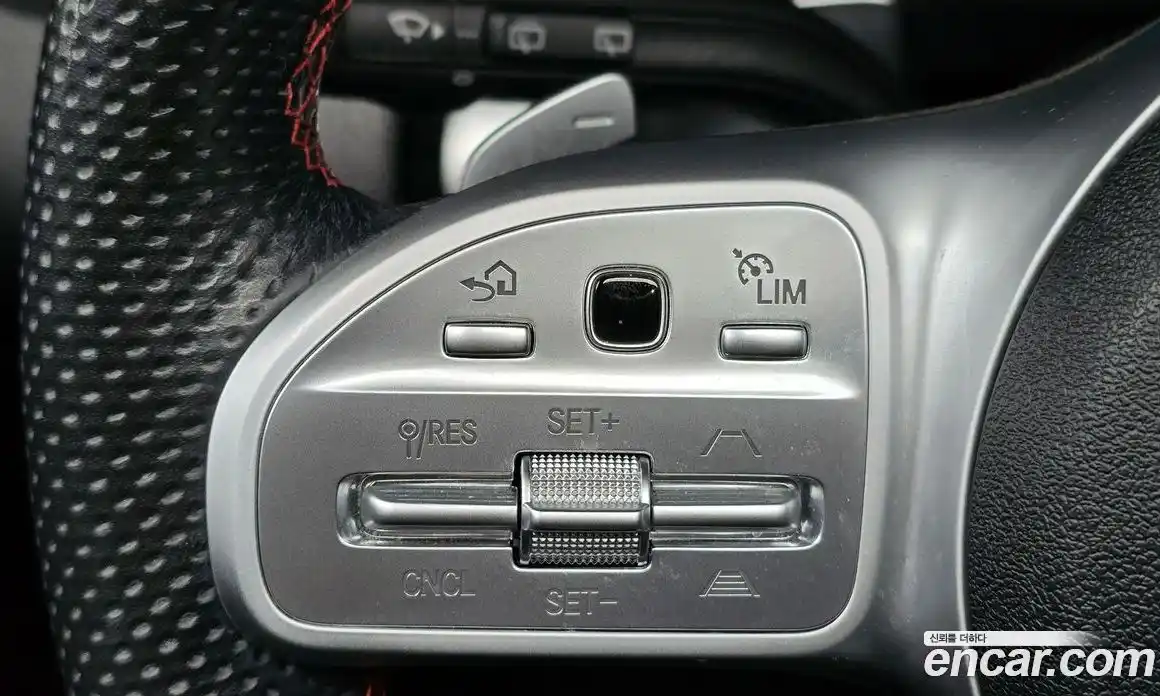 Mercedes-Benz GLB-Class 2020 2.0 Автомат в Москве № 140875, фото 19