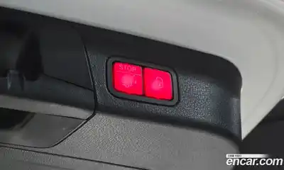 Mercedes-Benz GLB-Class 2020 2.0 Автомат в Москве № 140875, миниатюра 4