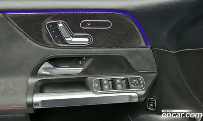 Mercedes-Benz GLB-Class 2020 2.0 Автомат в Москве № 140875, миниатюра 5