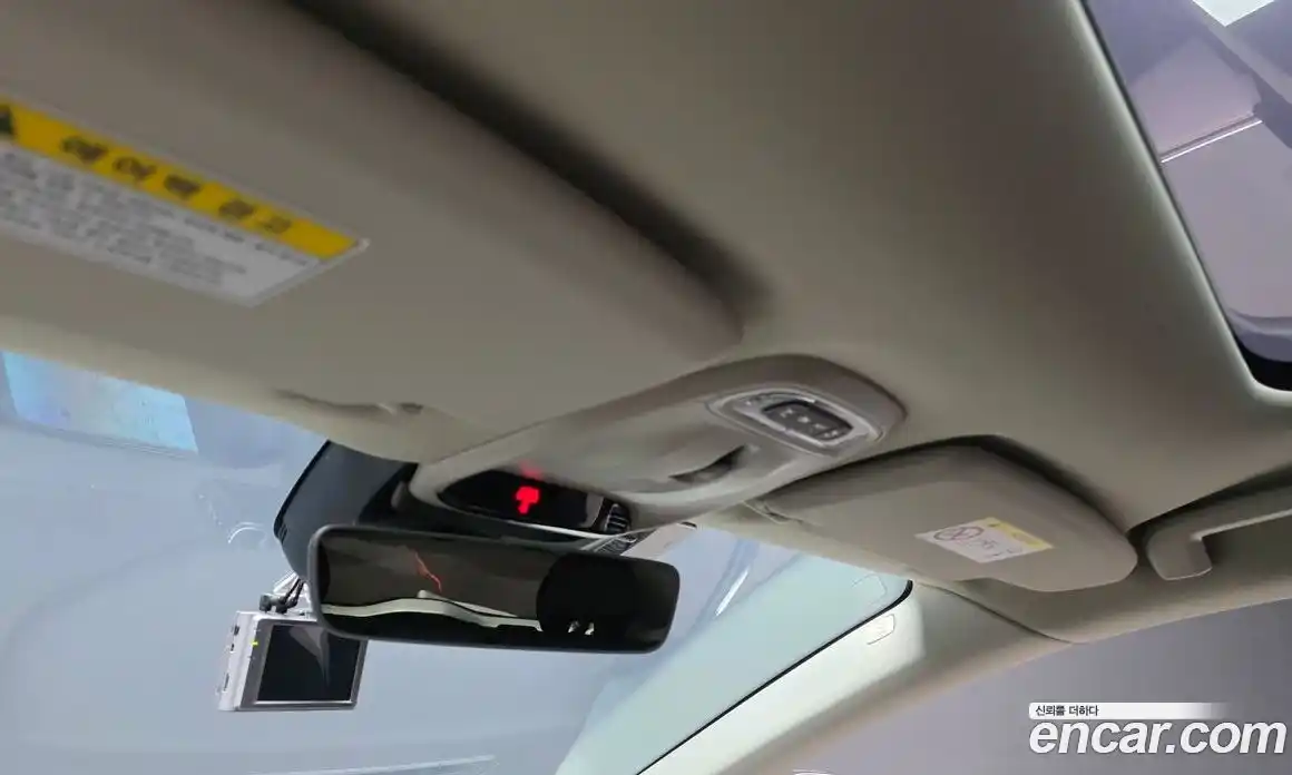 Volvo V40 2016 2.0 Автомат в Москве № 155715, фото 17