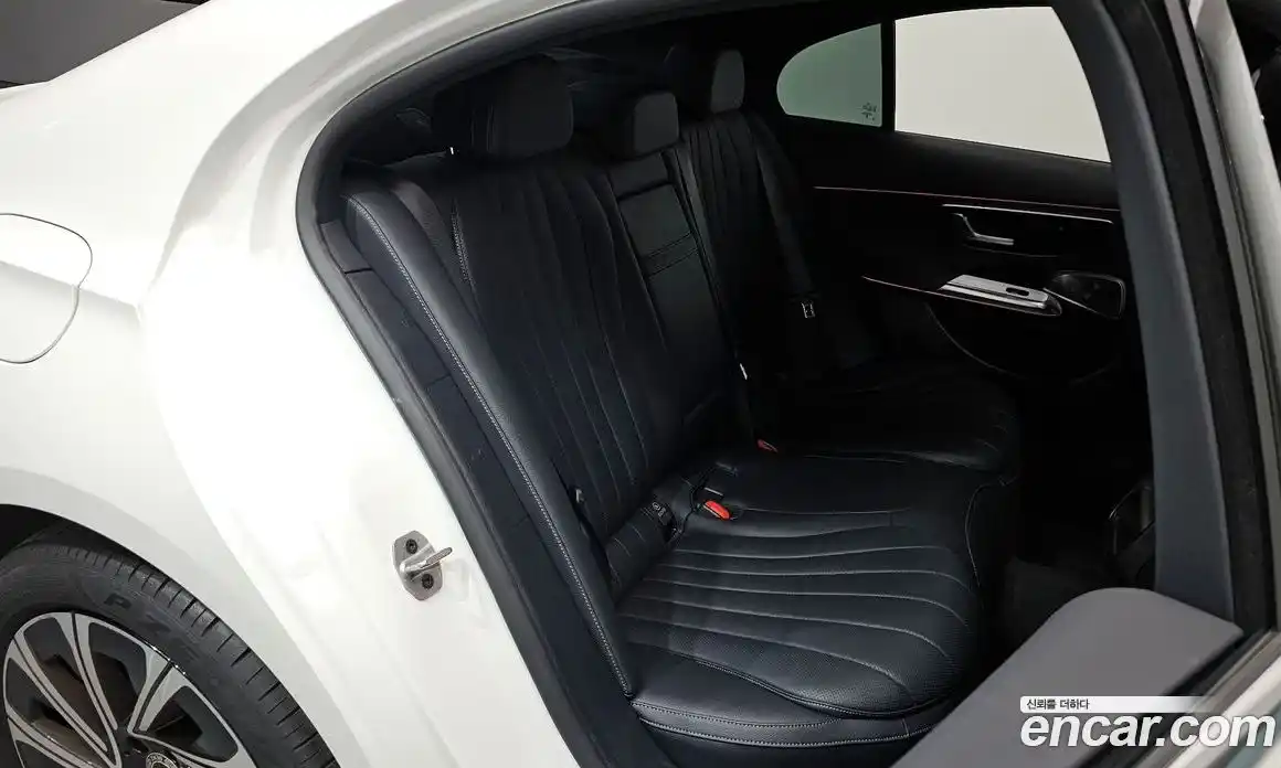 Mercedes-Benz E-Class 2025 2.0 Автомат в Москве № 160079, фото 11