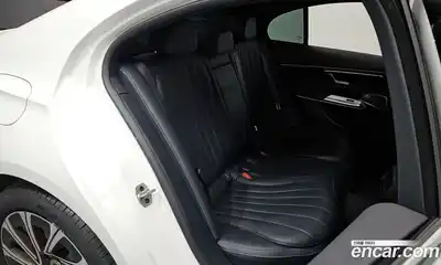 Mercedes-Benz E-Class 2025 2.0 Автомат в Москве № 160079, миниатюра 11