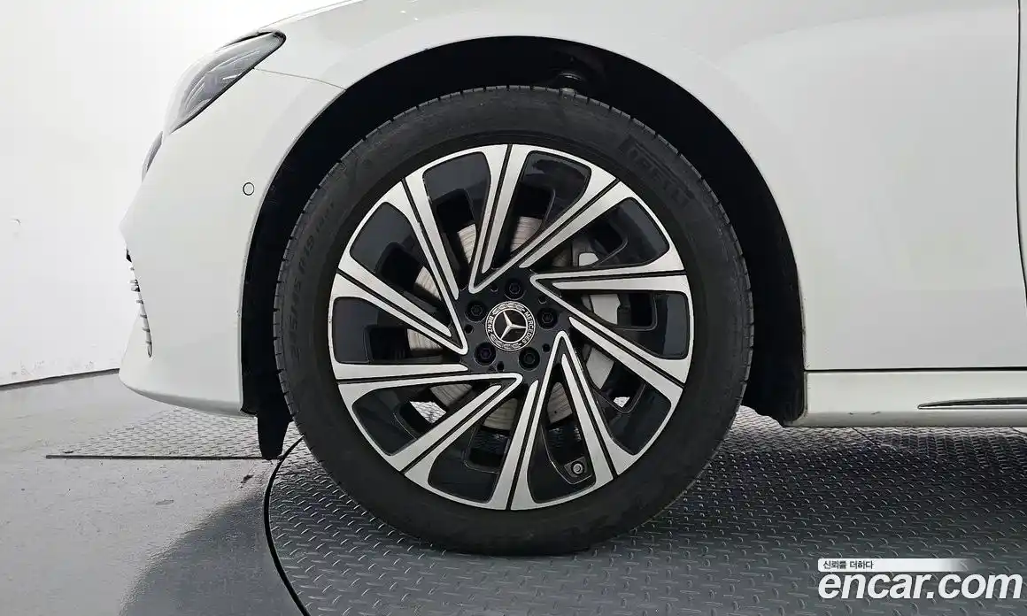 Mercedes-Benz E-Class 2025 2.0 Автомат в Москве № 160079, фото 20