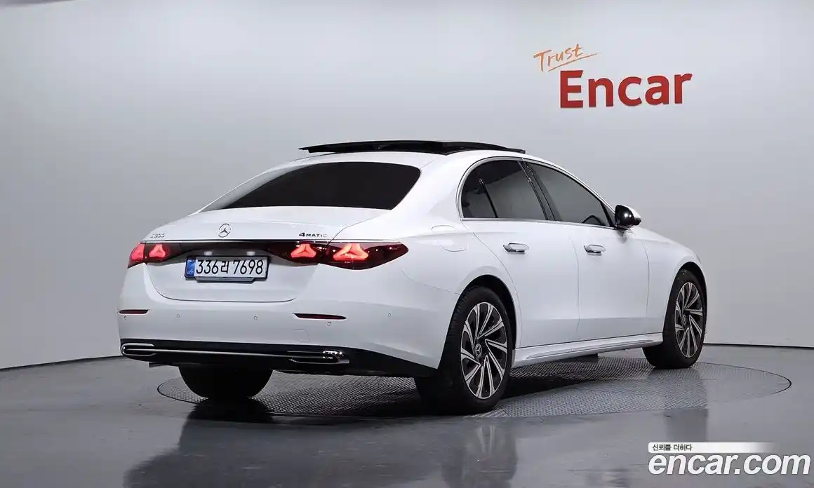 Mercedes-Benz E-Class 2025 2.0 Автомат в Москве № 160079, фото 6