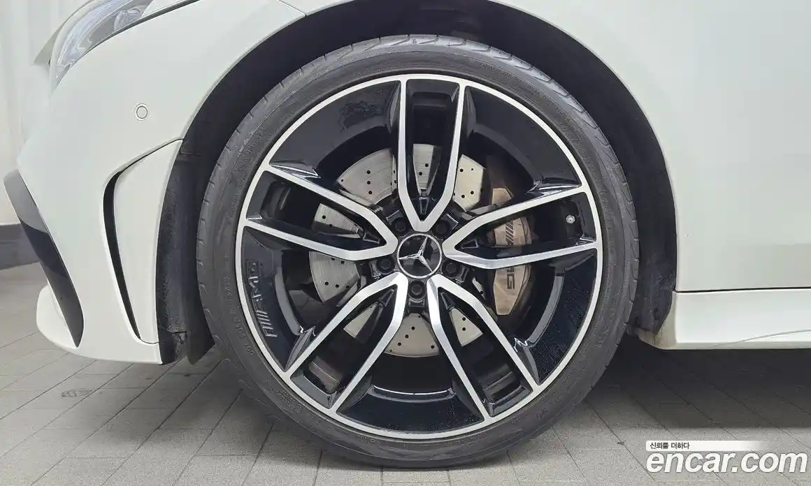 Mercedes-Benz CLS-Class 2023 3.0 Автомат в Москве № 160141, фото 5