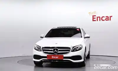 Mercedes-Benz E-Class 2018 2.0 Автомат в Москве № 160661, миниатюра 3