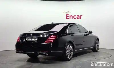 Mercedes-Benz S-Class 2018 2.9 Автомат в Москве № 160776, миниатюра 2