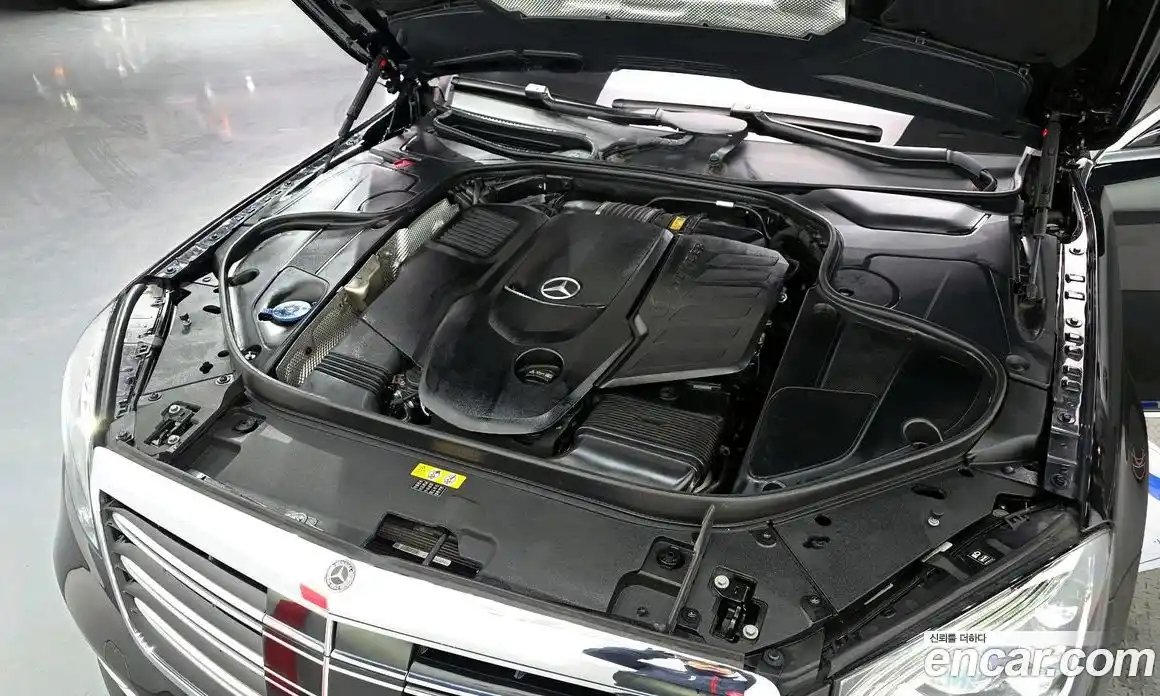 Mercedes-Benz S-Class 2018 2.9 Автомат в Москве № 160776, фото 6