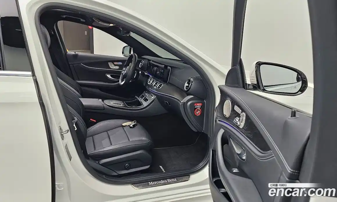 Mercedes-Benz E-Class 2022 1.9 Автомат в Москве № 161407, фото 12