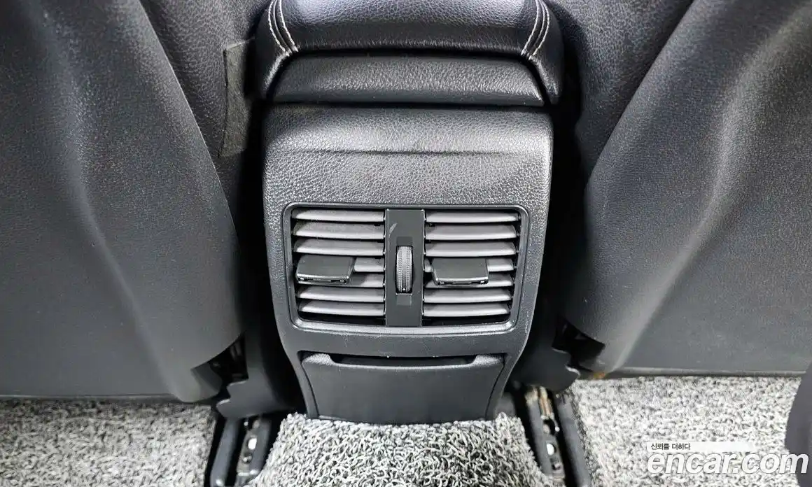 Mercedes-Benz GLA-Class 2016 2.1 Автомат в Москве № 161978, фото 18