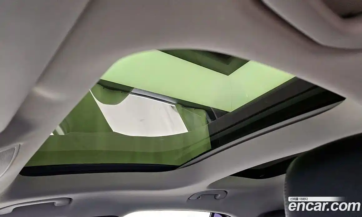 Mercedes-Benz GLA-Class 2016 2.1 Автомат в Москве № 161978, фото 19