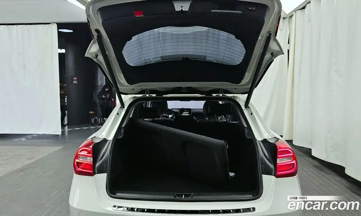 Mercedes-Benz GLA-Class 2016 2.1 Автомат в Москве № 161978, фото 20