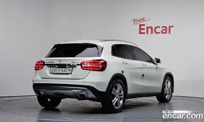 Mercedes-Benz GLA-Class 2016 2.1 Автомат в Москве № 161978, миниатюра 2
