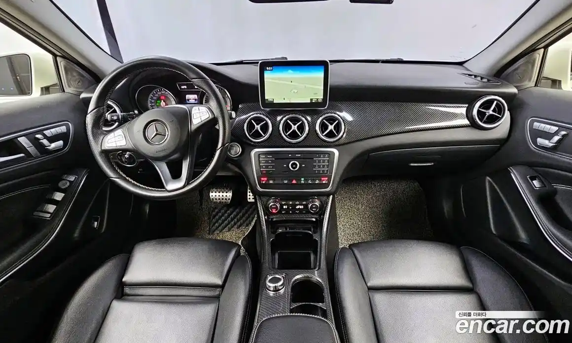 Mercedes-Benz GLA-Class 2016 2.1 Автомат в Москве № 161978, фото 7