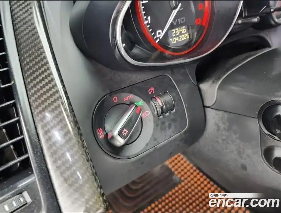 Audi R8 2011 5.2 Автомат в Москве № 164102, фото 17