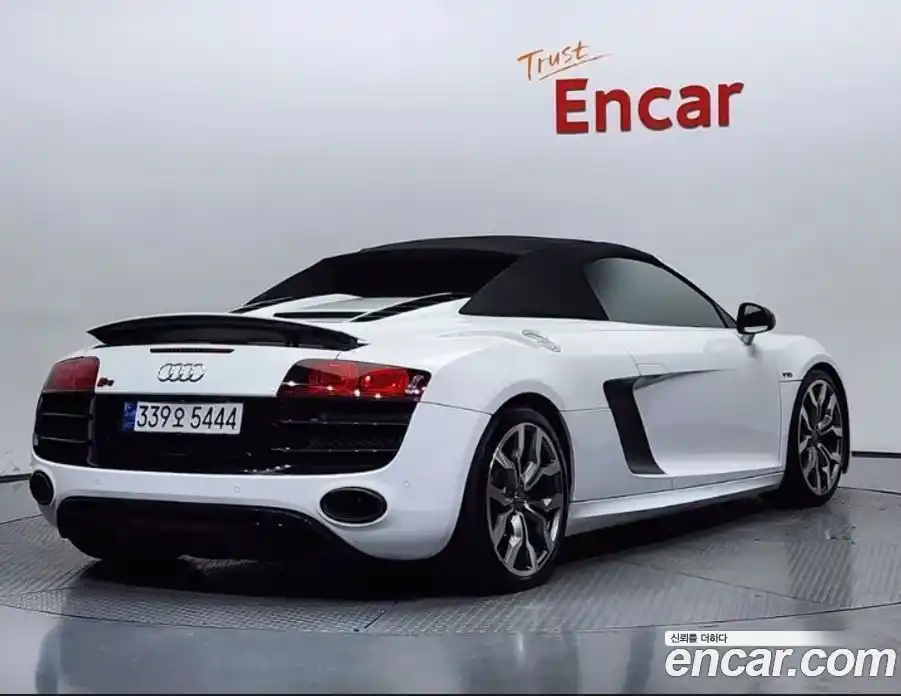 Audi R8 2011 5.2 Автомат в Москве № 164102, фото 3
