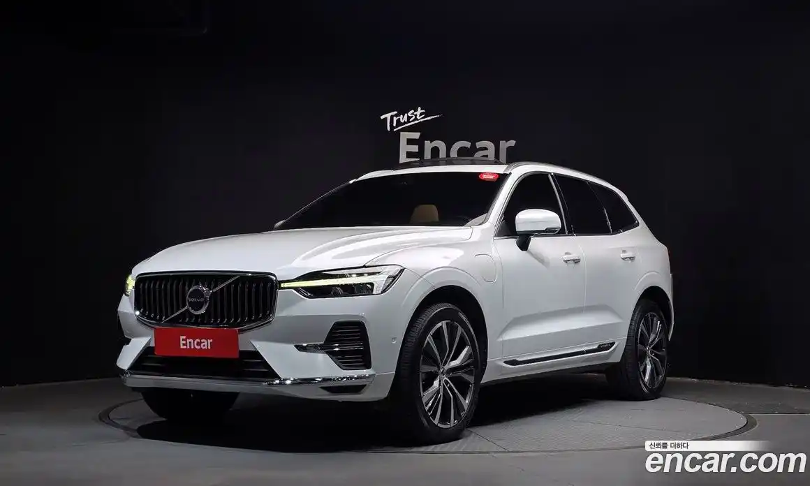 Volvo XC60 2022 2.0 Автомат в Москве № 164379, фото 13