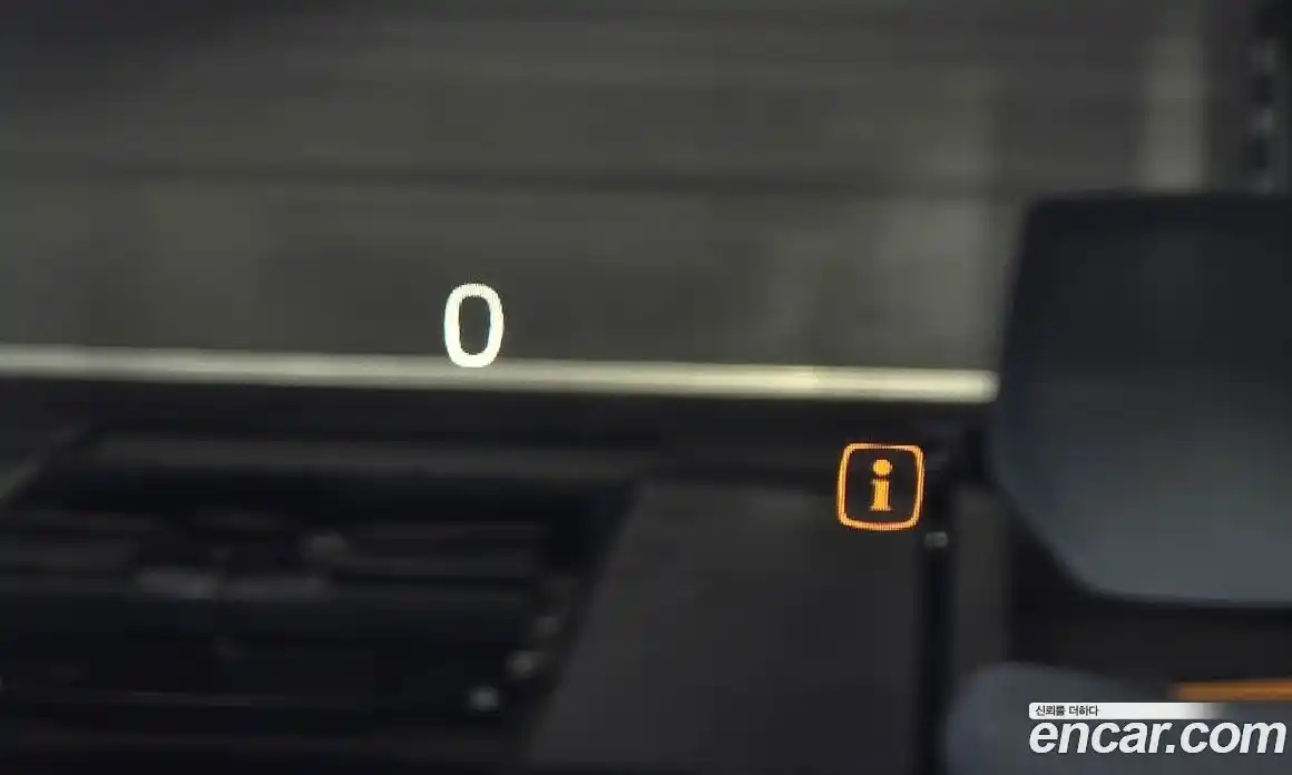 Volvo XC60 2022 2.0 Автомат в Москве № 164379, фото 4