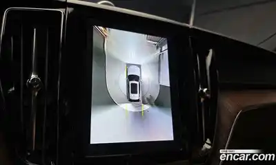 Volvo XC60 2022 2.0 Автомат в Москве № 164379, миниатюра 5