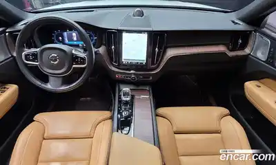 Volvo XC60 2022 2.0 Автомат в Москве № 164379, миниатюра 9