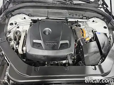 Volvo XC60 2021 2.0 Автомат в Москве № 164798, миниатюра 9