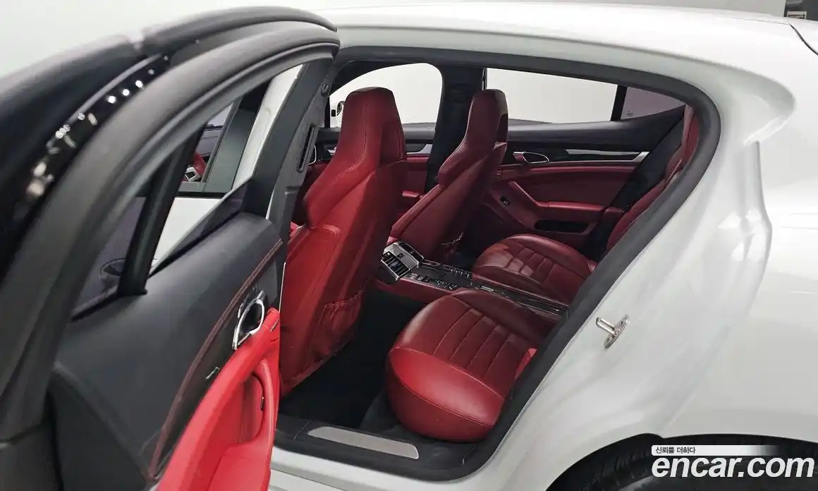 Porsche Panamera 2015 4.8 Автомат в Москве № 165564, фото 13