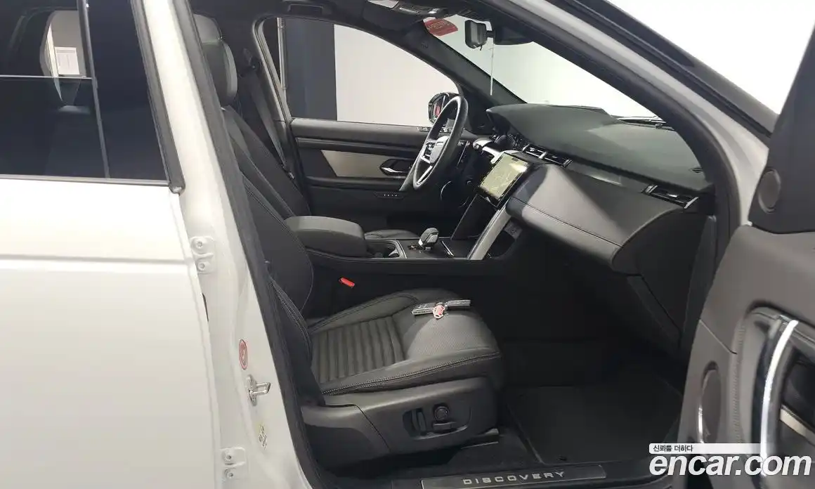Land Rover Discovery Sport 2025 2.0 Автомат в Москве № 165961, фото 10