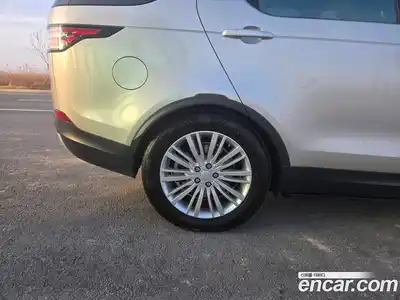 Land Rover Discovery 2017 3.0 Автомат в Москве № 166762, миниатюра 4