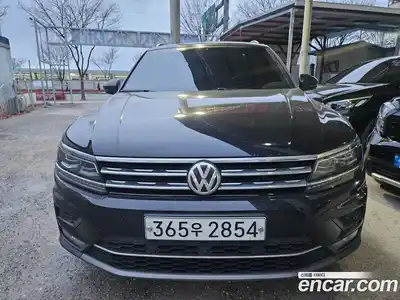 Volkswagen Tiguan, 2020