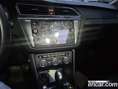 Volkswagen Tiguan 2020 2.0 Автомат в Москве № 169235, миниатюра 9