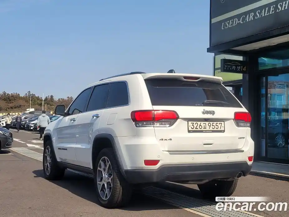 Jeep Cherokee 2021 3.6 Автомат в Москве № 169944, фото 5