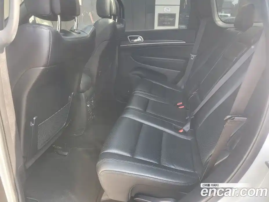 Jeep Cherokee 2021 3.6 Автомат в Москве № 169944, фото 8