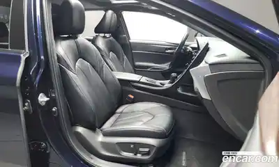 Toyota Avalon 2021 2.5 Автомат в Москве № 170220, миниатюра 9