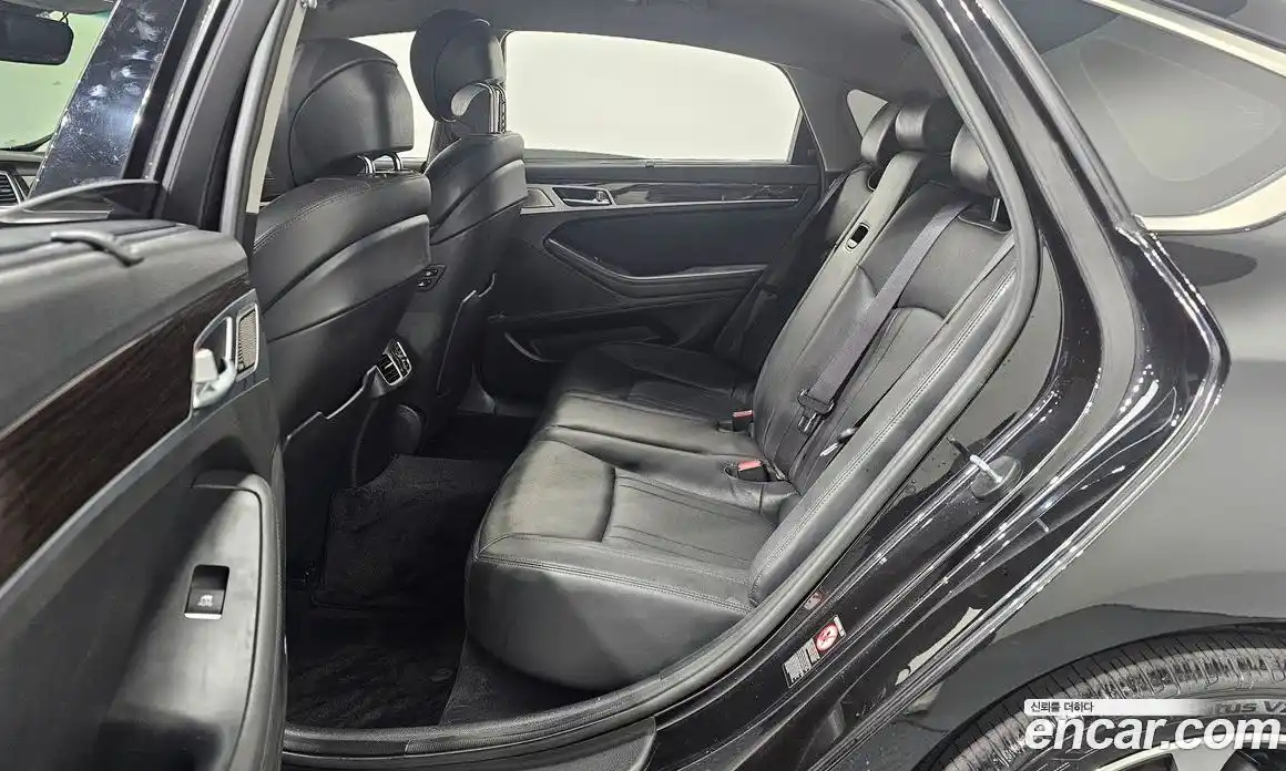 Genesis G80 2018 3.3 Автомат в Москве № 17210, фото 16