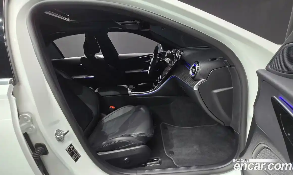 Mercedes-Benz C-Class 2023 2.0 Автомат в Москве № 173232, фото 1