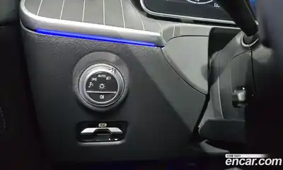 Mercedes-Benz C-Class 2023 2.0 Автомат в Москве № 173232, миниатюра 7