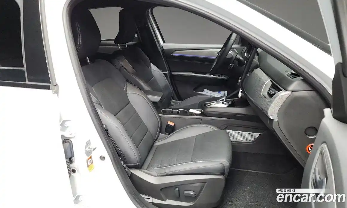 Renault XM3 2023 1.6 Автомат в Москве № 179112, фото 6