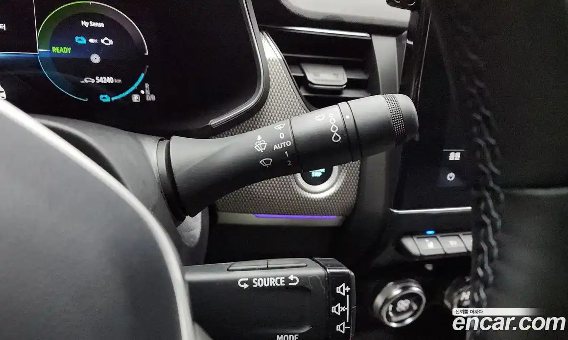 Renault XM3 2023 1.6 Автомат в Москве № 179112, фото 7