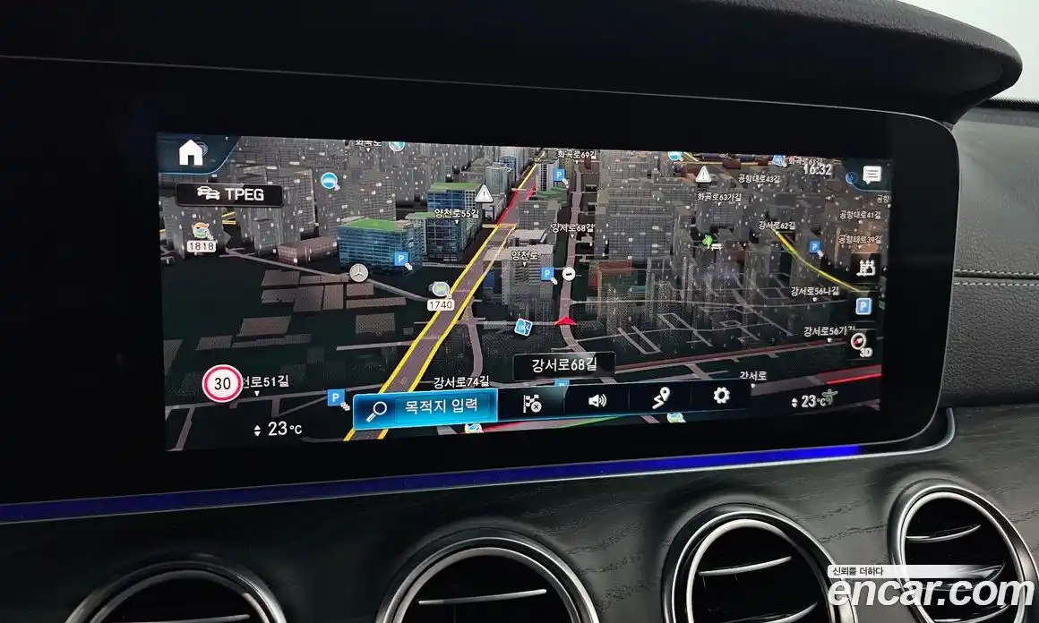 Mercedes-Benz E-Class 2022 2.0 Автомат в Москве № 180280, фото 14