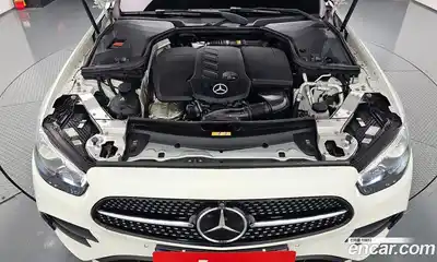 Mercedes-Benz E-Class 2022 2.0 Автомат в Москве № 180280, миниатюра 6