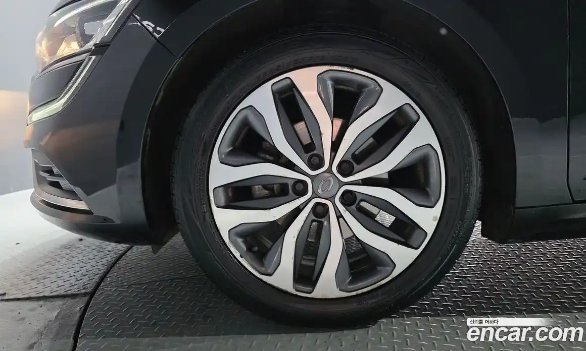 Renault SM6 2016 1.5 Автомат в Москве № 184268, фото 9